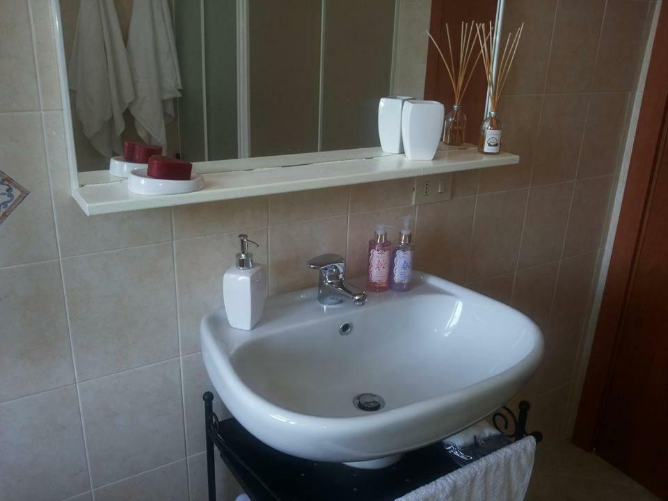 Bed and Breakfast Gaietta Frassineto Po Exterior foto