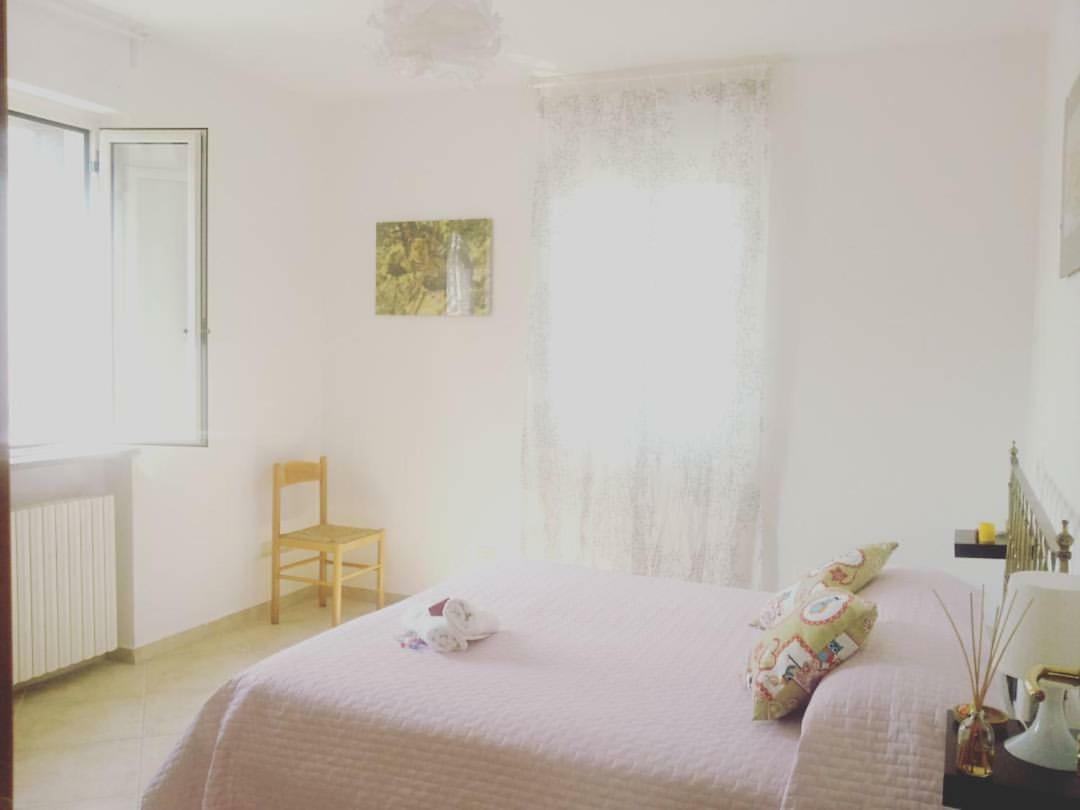 Bed and Breakfast Gaietta Frassineto Po Exterior foto